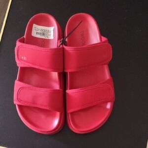 TWOOBS Vribant Red Sandals Size 36 US